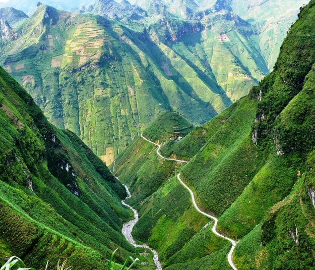 HÀ GIANG - QUẢNG BẠ - ĐỒNG VĂN - BẢN LÔ LÔ CHẢI - CỘT CỜ LŨNG - MÈO VẠC - SÔNG NHO QUẾ