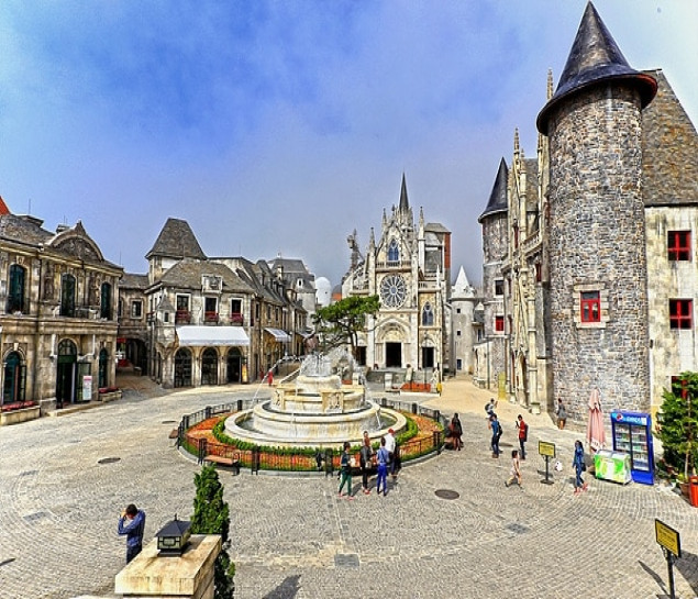 Hà Nội - Sơn Trà - Bà Nà - Hội An