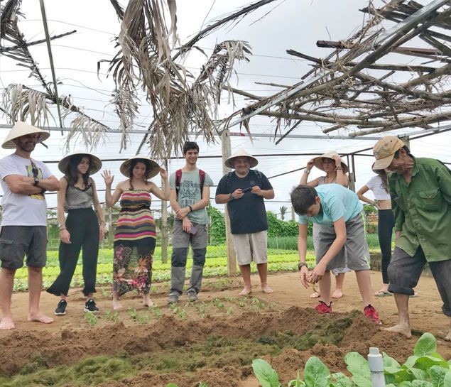 Những điểm du lịch không thể bỏ qua ở miền Trung và miền Nam